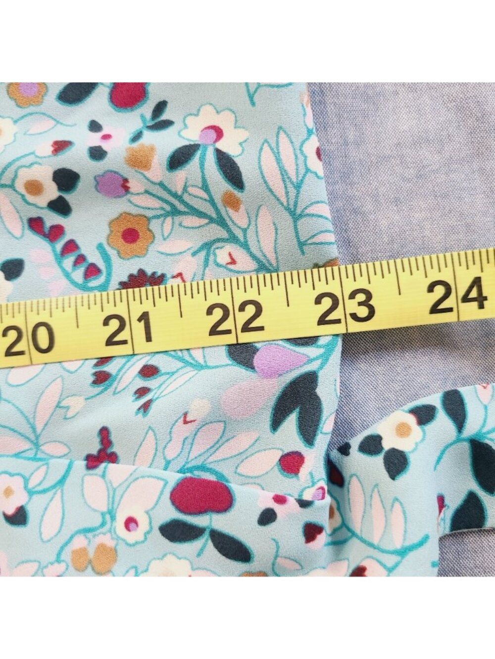 Talbots Petite Floral Tie-Neck Short Flutter Sleeve Blouse Sp Light Blue Floral - Picture 6 of 6